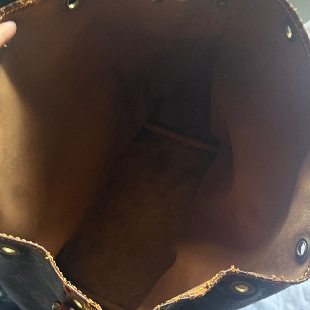 Louis Vuitton Vintage Monogram Satchel with Tan Leather Accents - Picture 4 of 5